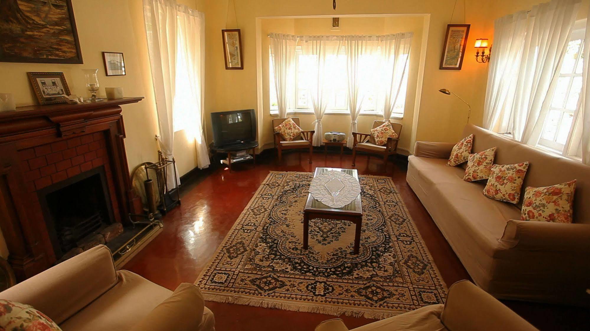 Senani Colonial Holiday Bungalow Nuwara Eliya Esterno foto